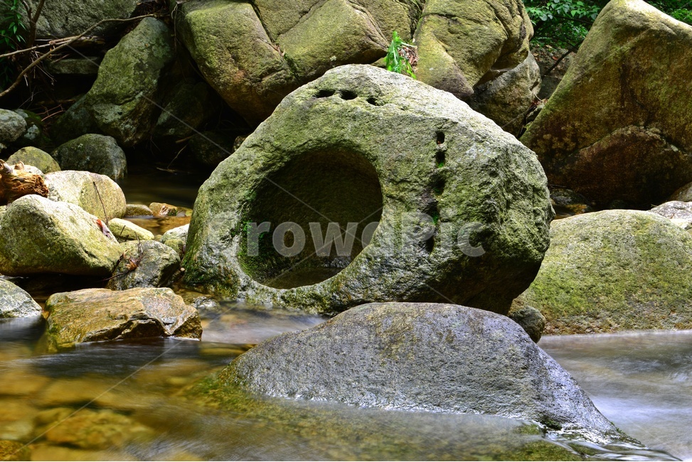 water,물,river,강,nature,자연,outdoors,옥외,waterfall,곡성,도림사,계곡,폭포,몰흐름,이끼,도림사계곡,도림사여름,도구통,절구통,돌절구통,세월