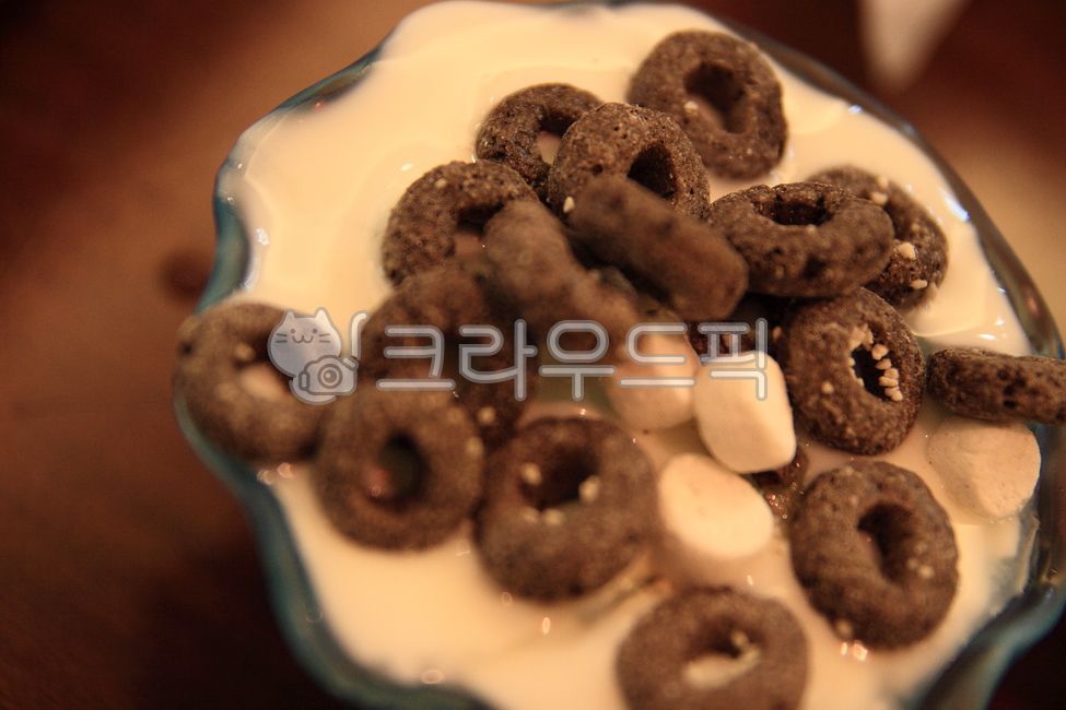 과자,food,sweets,초코볼,마시멜로우,요거트,디저트,간식