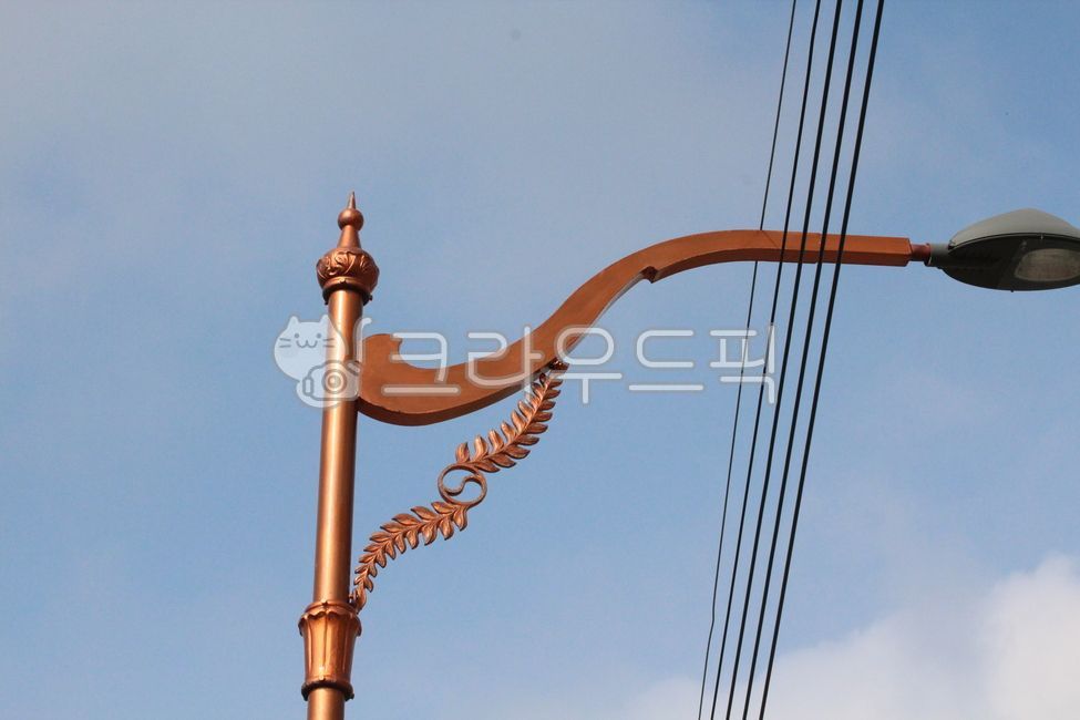 가로등,가로등전선,가로수등,전선,금색가로등