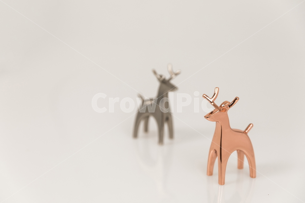 심리학,생활,커플,사슴,동상,골드,실버,함께,사랑,노루,금속,럭셔리,동물,뿔,반사,빤짝,광채,쥬얼리,루돌프,크리스마스,아웃포커싱,보석,귀금속,귀여운,액세서리,장식품,백그라운드,사물,물건,오브젝트,thing,object,matter