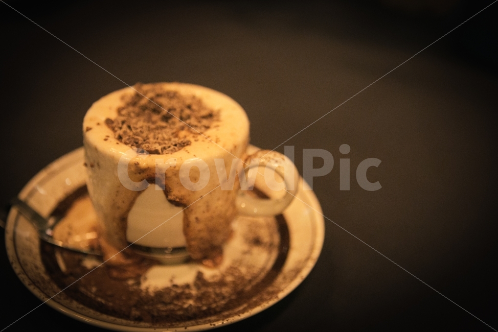 음료,후식,커피,초콜렛,커피사진,카페,크림,커피,카페,coffee,cafe,감성,sensible,feeling