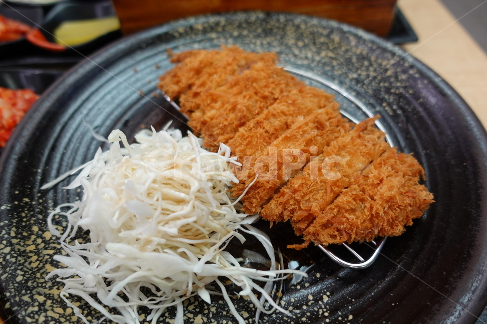 돈가스,돈까스,porkcutlet,일식,cutlet,food,meal,음식,요리,식사,음식,식재료,요리,food,cook,meal,dishes,food reserves,육류,고기,meat,일식,일본음식,일본요리,Japanese food,Japanese dishes,Japanese meal,Japanese cook