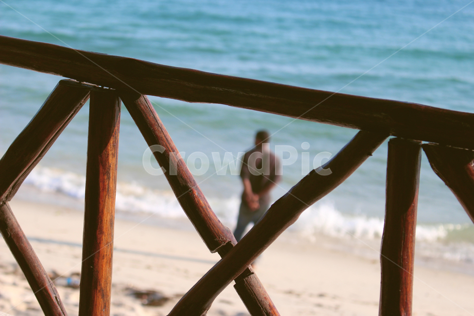 해변,뒷모습,산책,여행,남자,바다,beach,man,travel