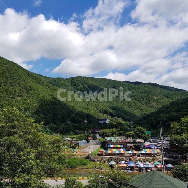 계곡,산속,구름,산,힐링,여름휴가,펜션,하늘,파라솔