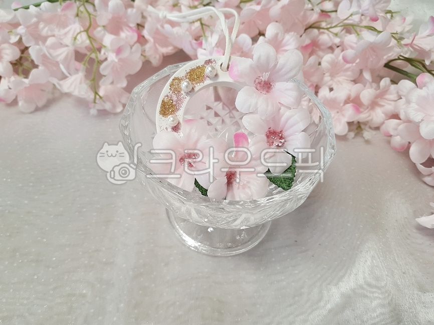 air freshener,interior props,prop,interior,flower