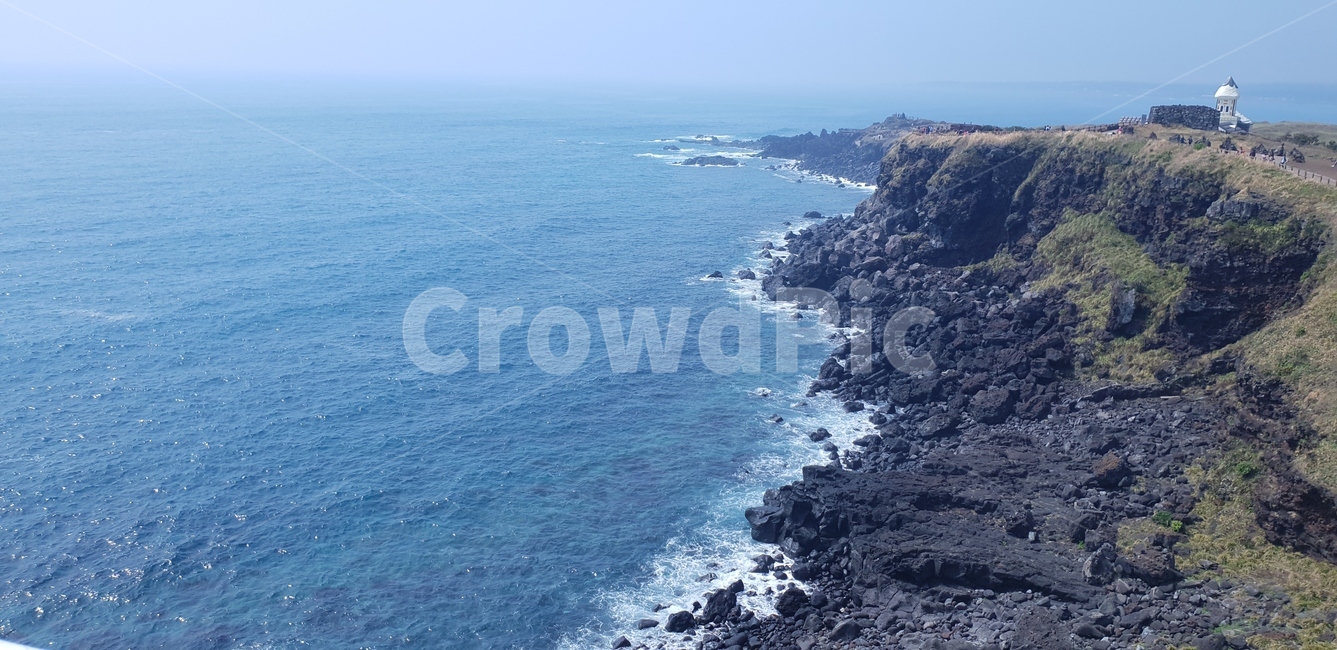 제주도,바다,현무암,해안,수평선,파도,자연,풍경,nature,landscape,제주도,jeju,jeju island,promontory,곶,outdoors,옥외,cliff,낭떠러지