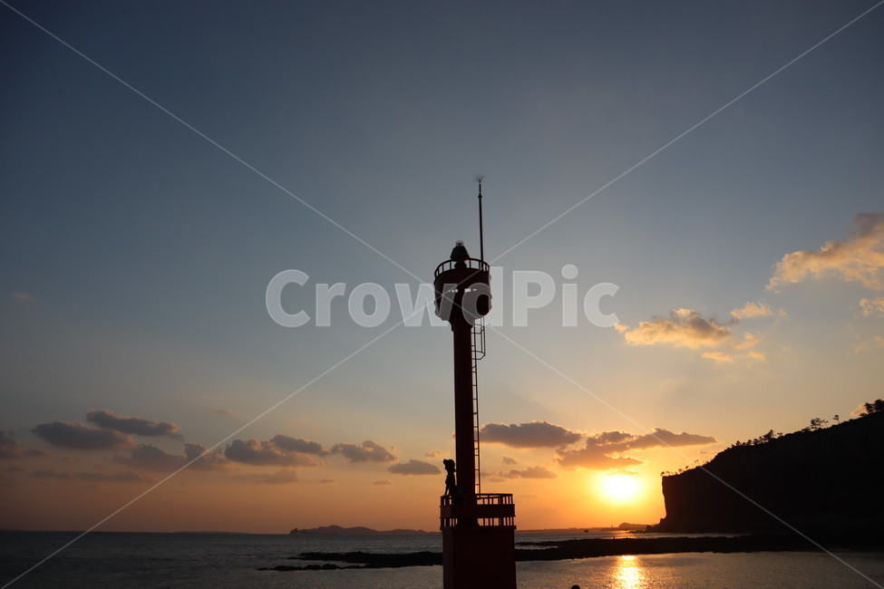 light,nature,outdoors,자연,빛,등대,sunhouse,sunset,cloud,evening,노을,햇빛,sea