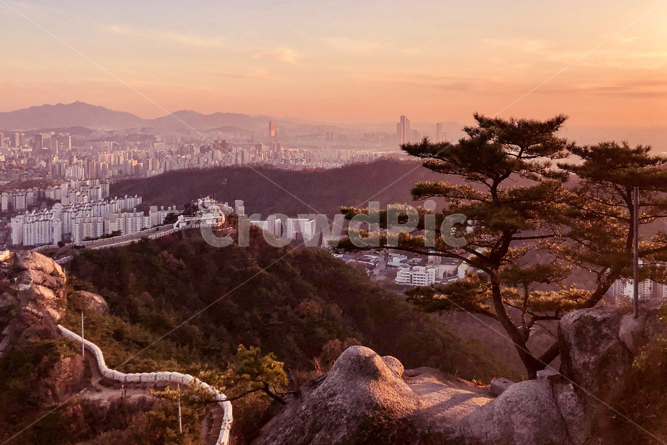 배경화면,감성사진,서울,일몰,일출,노을,하늘,산,풍경,등산,자연,도시,도심,도시,풍경,city,landscape,한국도시풍경,한국도시경관,korea cityscape