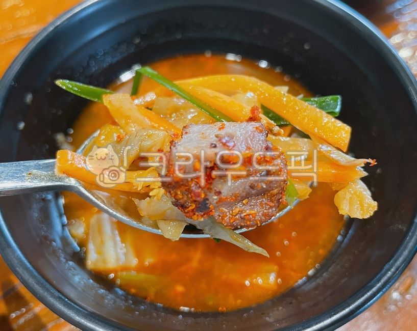 seasoning,seasoned,Chachai seasoning,Tsuran,sauce,powder,Lamb seasoning,mutton,Jjachai seasoned salad,Spice,Jjasai seasoning,Lamb Sauce,Chinese food,food,Jjasai,meal,Chachai,Spoon,lamb,meat,Jjasai seasoned salad