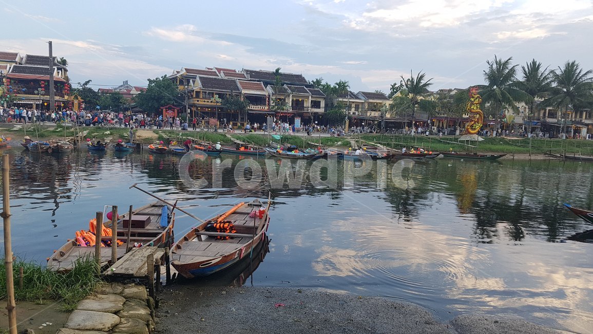배,강,풍경,여름,배경화면,도시,풍경,city,landscape,해외,외국,세계,foreign,oversea,world,세계도시풍경,해외도시풍경,외국도시풍경,world cityscape,vehicle,차량,watercraft,선박,transportation,교통