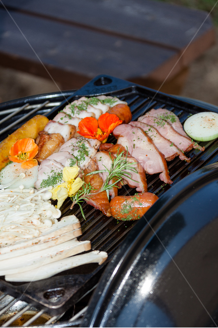 파티,바베큐,캠핑,바베큐파티,고기,공식만찬,음식,식재료,요리,food,cook,meal,dishes,food reserves,육류,고기,meat