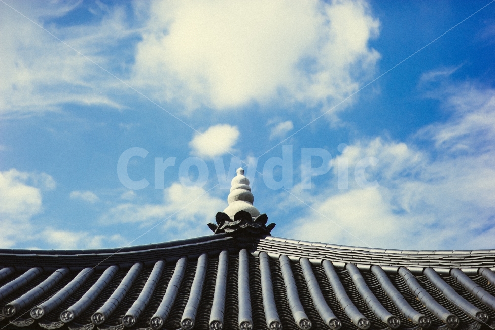 구름,하늘,전통,건축양식,구도,일상,여백,건축물,건물외관,exterior,building,structure,architecture,construction,한국전통,한국문화,korean traditional,korean culture