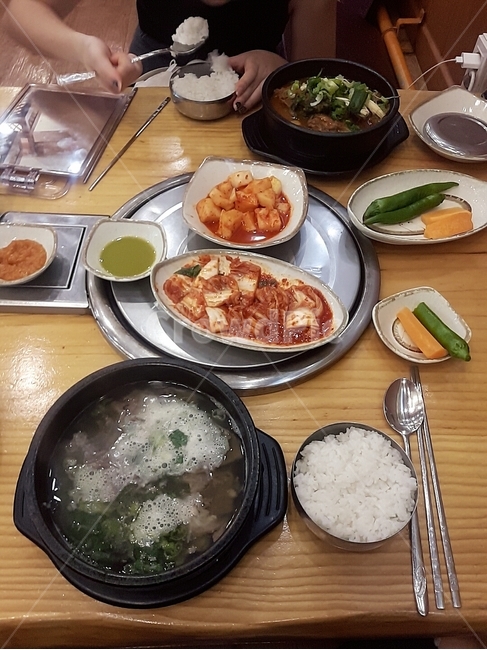 해장국,밥,밥상,나주곰탕,음식,해장,메뉴,요리,아침,점심,저녁,국물
