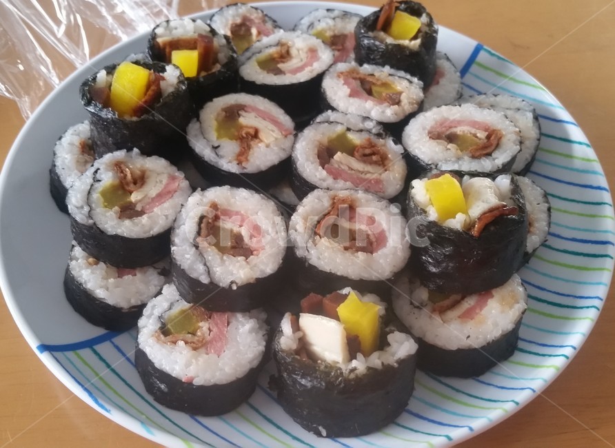 김밥,김,홈메이드,스팸김밥,단무지