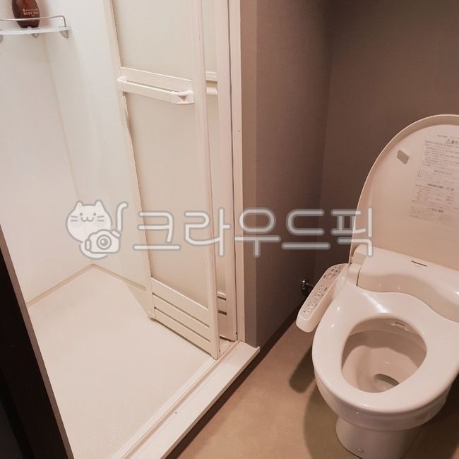 shower room,inside,room,restroom,Accommodation bathroom,Accommodation in Japan