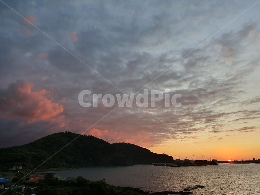 nature,자연,outdoors,일몰,황혼,sky,붉은하늘,redsky,하늘,노을,산,바다,구름,제주도