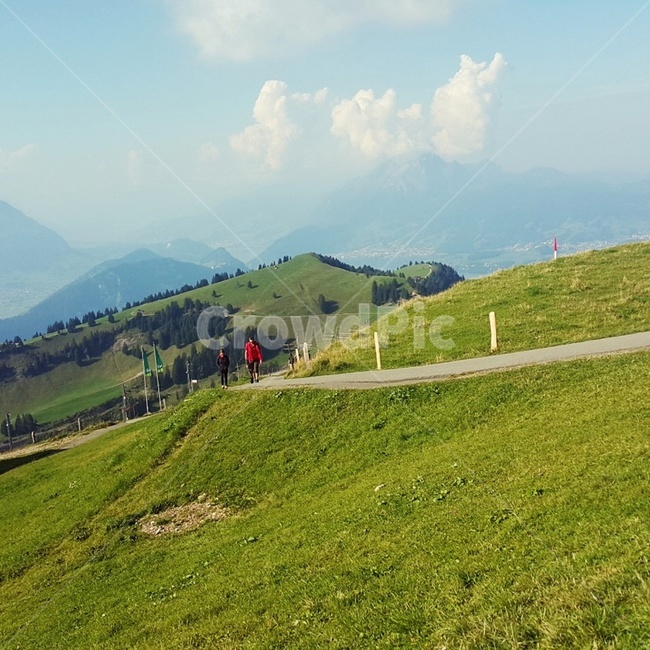 스위스,루체른,리기산,산,등산,하이킹,구름,switzerland,ruzern,rigi,mountain,climbing,hiking,cloud,자연,풍경,nature,landscape,해외,외국,세계,foreign,oversea,world,세계자연풍경,해외자연풍경,외국자연풍경,world nature landscape,사람,인물,인간,human,person,outdoors,옥외,hill,언덕