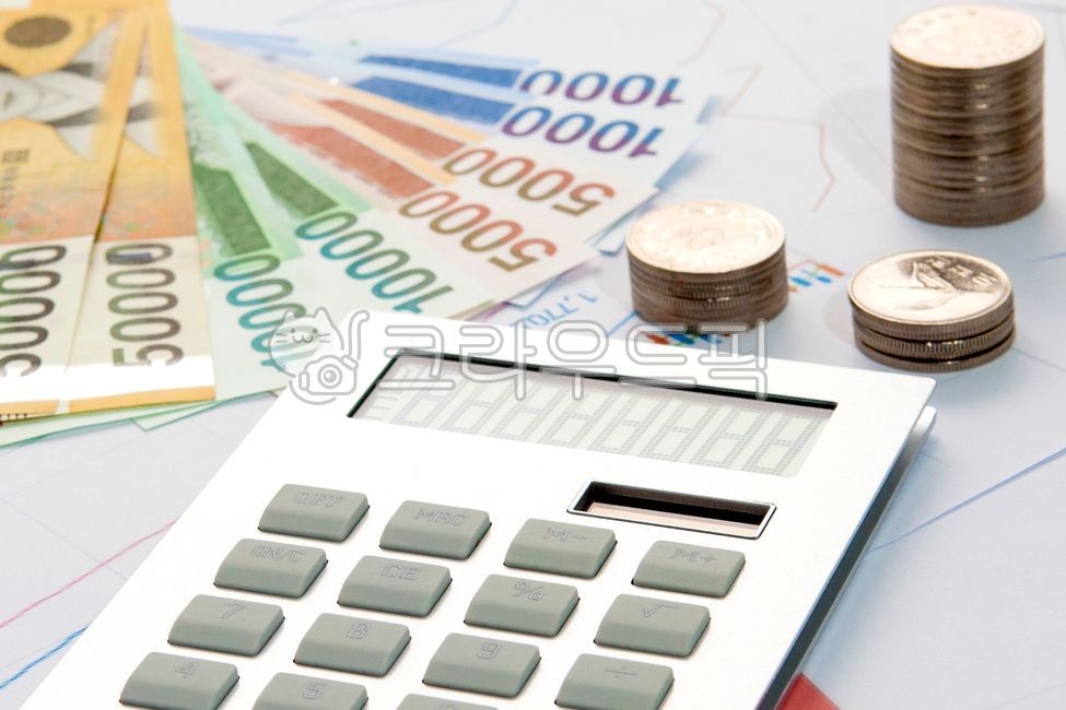 compete,industry,global,result,Trade,KRW,A calculator,Development,calculate,50,plan,business,globalization,economy,000 won,graph,marketing,performance,money,background,success,finance