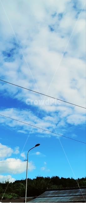 하늘,구름,가로등,전선줄,파란석,자연,풍경,nature,landscape,azure sky,푸른 하늘,sky,outdoors,옥외