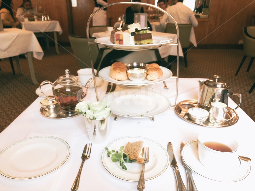 레스토랑,파티,브런치,애프터눈티,영국,런던,restaurant,party,럭셔리,luxury,샌드위치,englighbreakfast,음식,식재료,요리,food,cook,meal,dishes,food reserves