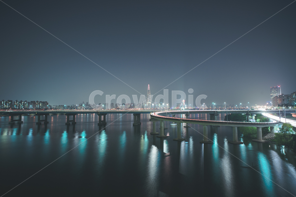 광진교,롯데타워,밤,야경,한강,다리,도로,불빛,도시,궤적,night,nightview,river,bridge,city,교통,traffic,야경,밤,풍경,nightscape,night,landscape,한국도시풍경,한국도시경관,korea cityscape
