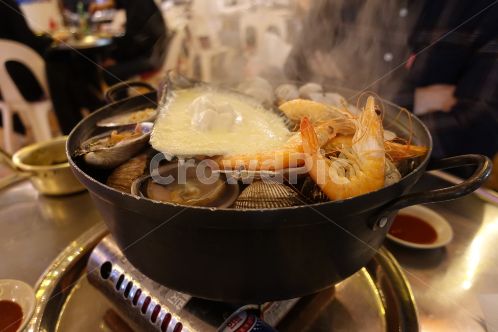 조개찜,조개,새우,치즈,찜,안주,바다,음식,식재료,요리,food,cook,meal,dishes,food reserves,수산물,해산물,fishery products,seafood