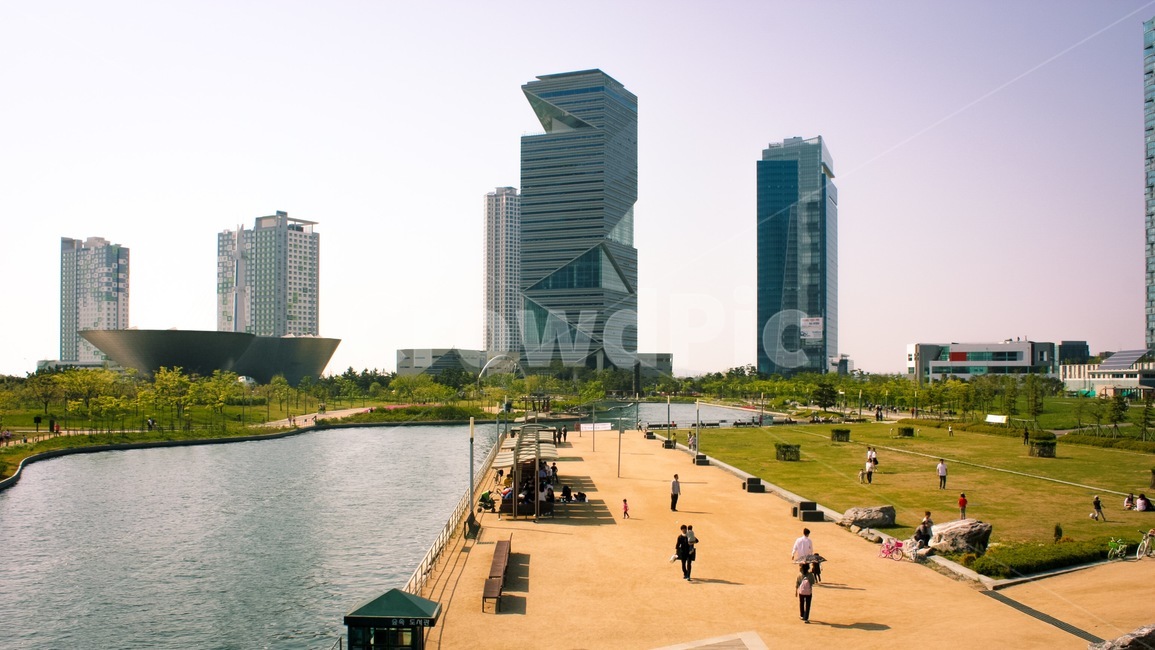 송도,송도신도시,강,빌딩,특이한건축물,공원,강가,songdo,songdonewtown,river,building,uniquebuilding,park,riverpark,riverside
