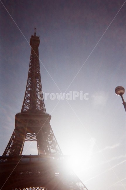 파리,에펠탑,유럽,건물,아날로그,해외,세계,프랑스,구름,필름사진,paris,sky,oversea,world,europe,eiffeltower