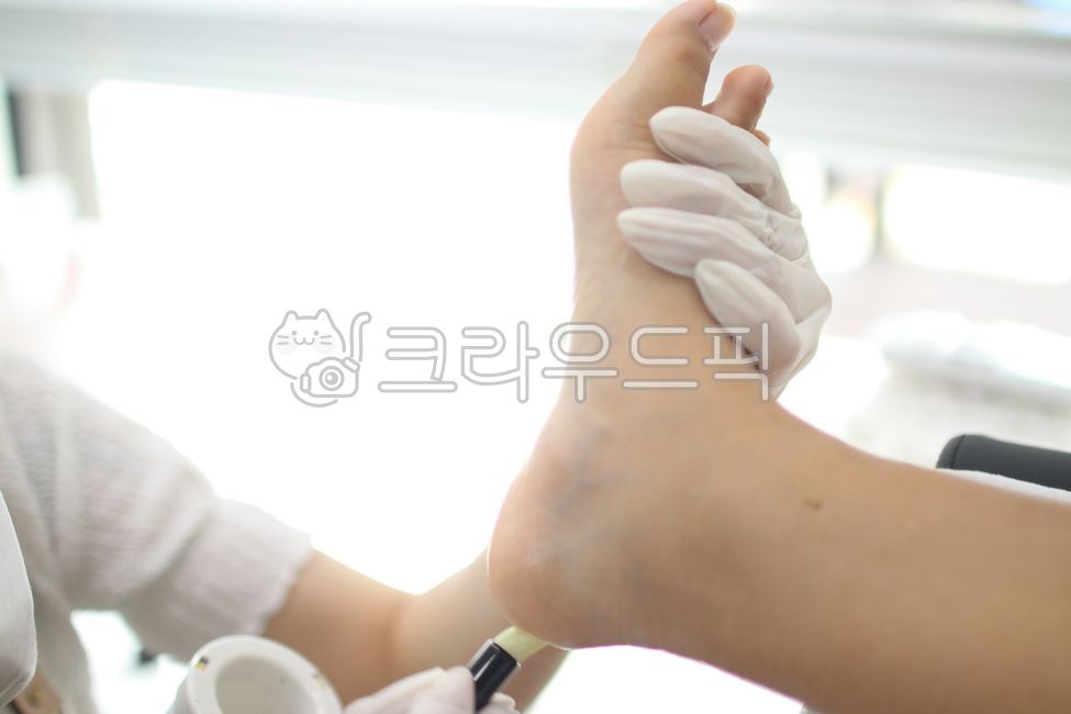 발각질,발바닥각질,각질제거,발케어,풋케어,발꿈치,발꿈치각질,발네일아트
