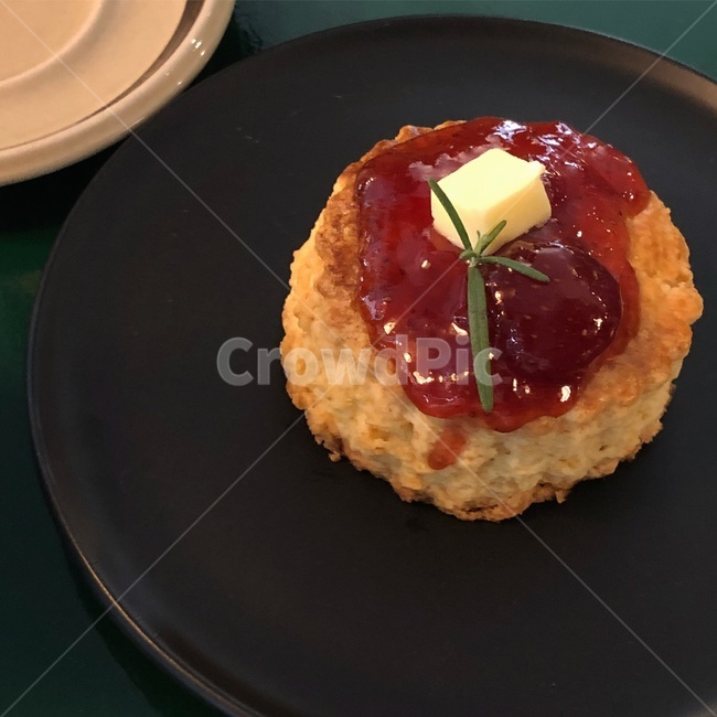 meal,food,scone,스콘,딸기잼,디저트,빵,버터,디저트,간식,후식,dessert,snack