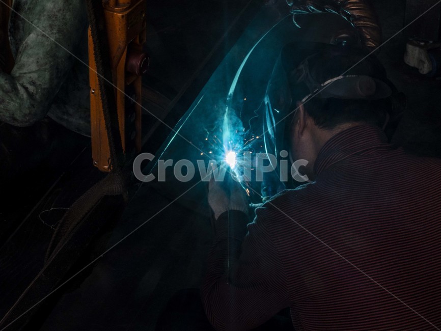 용접,용접모습,welding,용접작업,용접기,용접불꽃,알곤용접,tig용접,티그용접,사람,인물,인간,human,person,산업,industry,industrial,제조업,manufacturing business,manufacturing industry