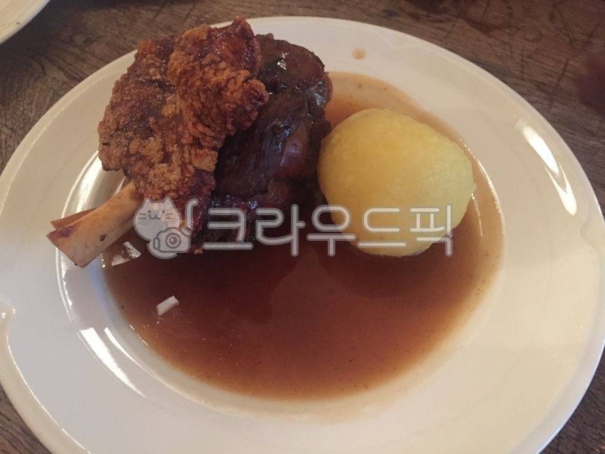 Schweinhaksen,German cuisine,Schweins study,schweinshaxe,pig knee