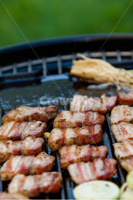 돼지고기,삼겹살,야외파티,캠핑,고기,음식,식재료,요리,food,cook,meal,dishes,food reserves,육류,고기,meat