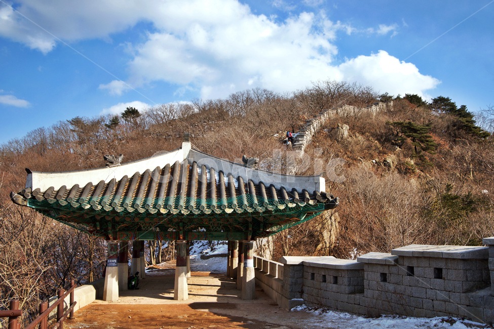 대남문,북한산,북한산성,1711년,비봉능선,문루,조선시대,성벽,남쪽문,한국전통,한국문화,korean traditional,korean culture,건축물,건물외관,exterior,building,structure,architecture,construction