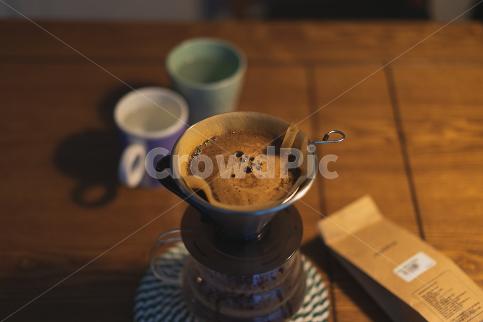 드립커피,아메리카노,아이스아메리카노,감성사진,커피감성,케냐,커피잔,드립,더치커피,커피콩,커피,카페,coffee,cafe,감성,sensible,feeling