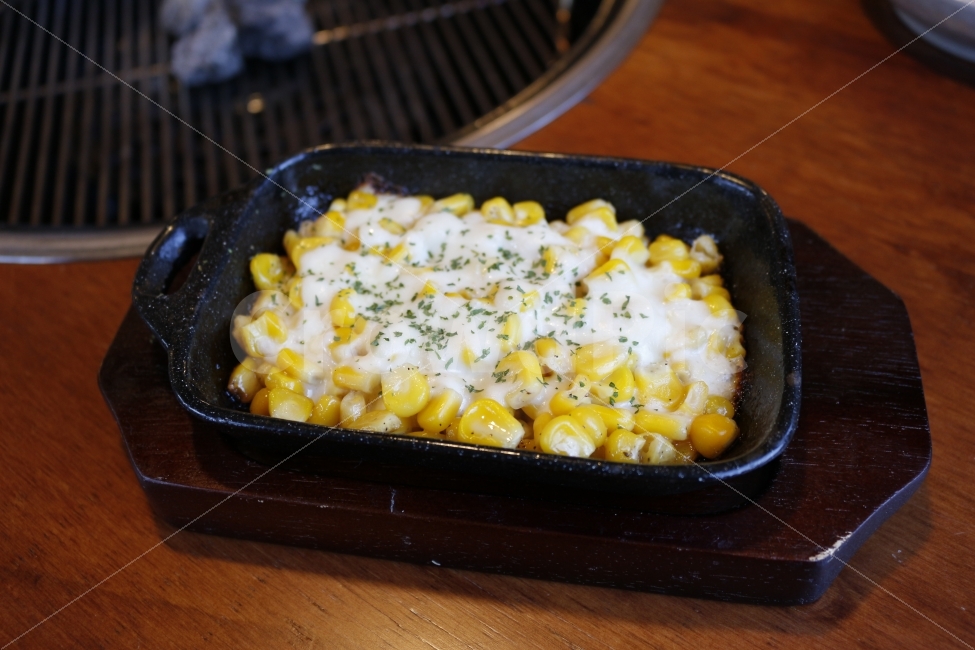콘옥수수,콘치즈,옥수수콘,옥수수,치즈,철판구이,안주,기본안주,술상,술안주,음식,음식,식재료,요리,food,cook,meal,dishes,food reserves,디저트,간식,후식,dessert,snack