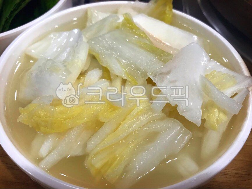 물김치,김치,배추물김치,배추김치,시원한,반찬,밥반찬,한식,한국음식,한국요리,음식,요리,식사,meal,cook,dish,food,koreanfood,백김치,전통,한국전통,전통음식,한국문화,하얀김치