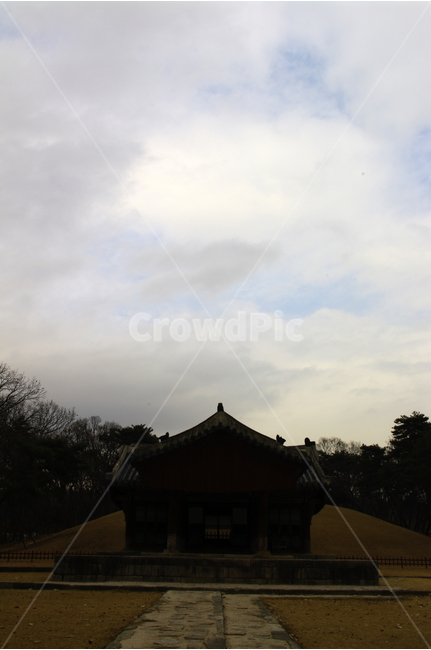 왕릉,풍경,한국,세계문화유산,전각,하늘,전통,릉,한국전통,한국문화,korean traditional,korean culture,랜드마크,landmark,tourist attraction,한국랜드마크,한국관광지,한국명소,korea landmark,korea tourist attraction