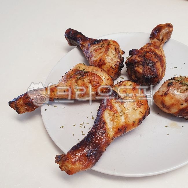 닭고기,치킨,에어프라이어요리,홈메이드,닭다리,ckicken,구운닭다리,airfryer,grilledckicken,그릴드치킨,그릴치킨,닭다리요리,닭다리구이,homemade