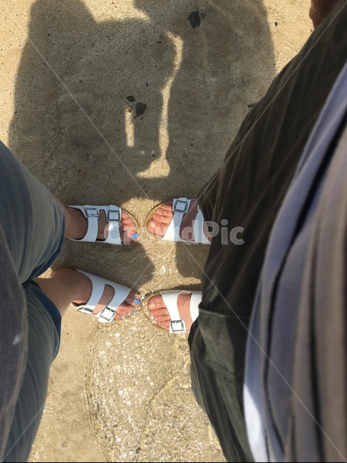 person,사람커플,발,슬리퍼,커플,사람,인간,human