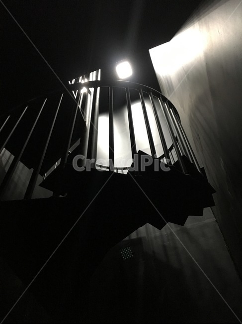 계단,빛,오르막,상승,handrail,난간,banister,흑백사진,흑백,문화비축기지