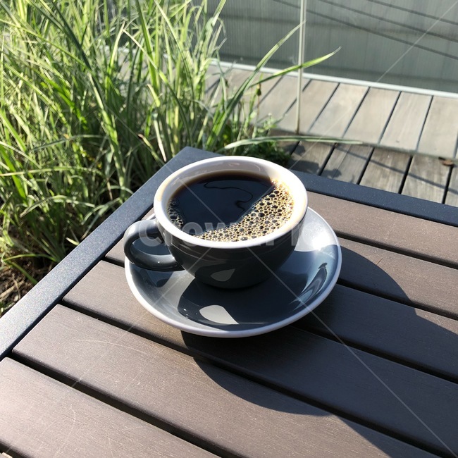 카페,커피,압구정,핫플레이스,햇살,날씨,cafe,coffee,hotplace,weather,커피,카페,coffee,cafe
