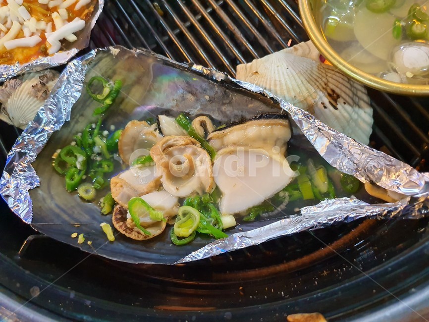 food,해산물,수산물,한국음식,음식,요리,dishes,cook,겨울음식,조개구이,해물,조개,구이,fisheryproducts,seafood,식재료,음식,식재료,요리,food,cook,meal,dishes,food reserves