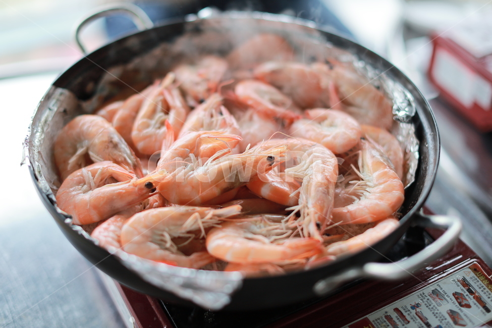 seafood,jumbo shrimp,shrimp,Saltgrilled shrimp,salt grilled,food