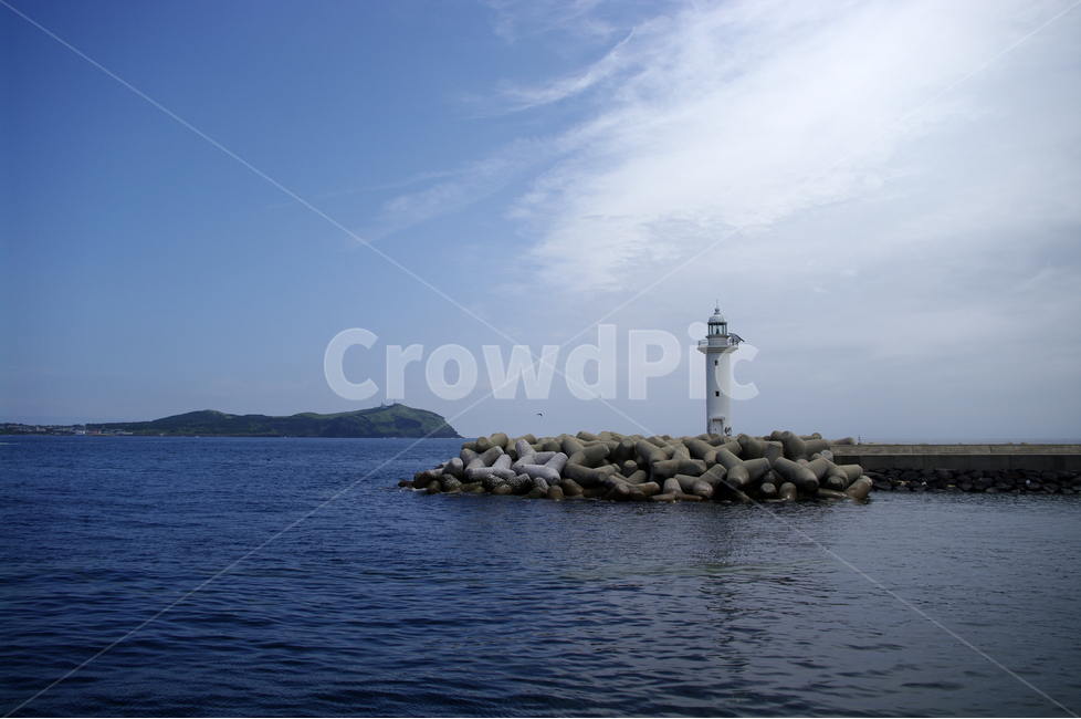 바다,섬,제주,하늘,우도,등대,자연,풍경,nature,landscape,한국자연풍경,한국자연경관,korea nature landscape,등대,lighthouse,제주도,jeju,jeju island,architecture,건축물,building,건물,tower,탑