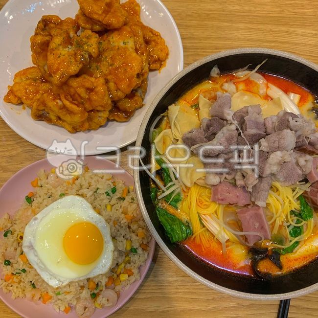 새우볶음밥,꿔바로우,마라탕,계란,egg,food,음식,요리,식사