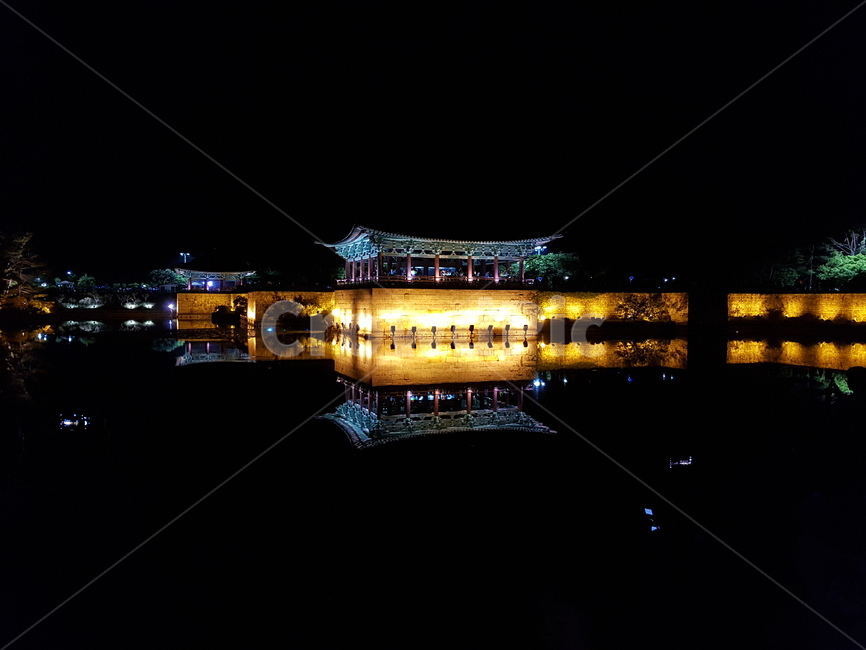 경주,야경,안압지,경주야경,안압지야경,밤,풍경,한국전통,한국문화,한국명소,신라,동궁과월지,korea,야경,밤,풍경,nightscape,night,landscape,한국전통,한국문화,korean traditional,korean culture,랜드마크,landmark,tourist attraction,한국랜드마크,한국관광지,한국명소,korea landmark,korea tourist attraction,건축물,건물외관,exterior,building,structure,architecture,construction