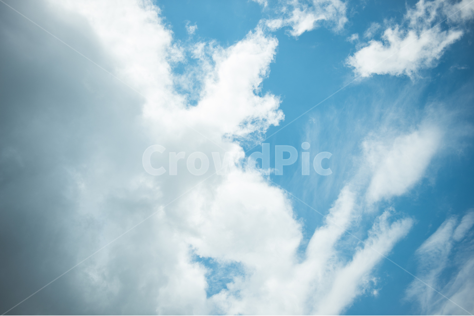 background,wether,날씨,하늘,구름,먹구름,배경,sky,blue,backgournd,bluesky,cloud,여름,시원함,청량,청량한하늘,맑은하늘,맑다,맑은,푸른,뭉개구름,솜사탕,구름솜사탕,솜사탕구름,자연,풍경,nature,landscape,azure sky,푸른 하늘,outdoors,옥외