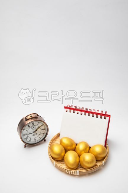 basket,yellow egg,egg,wealthy,notepad,memo,hamper,hope,background paper,memopad,Eggs,wish,jackpot,time is gold,protein,record,property,drawp,savings,text,event table,write,plan,golden rich,informationboard,pattern print,guidebook,clock,billboard,flyer,sav
