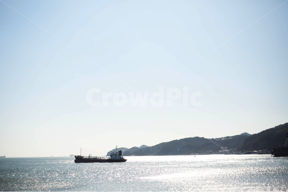 배,여수,오동도,항해,여수앞바다,자연,풍경,nature,landscape,outdoors,옥외,land,땅,ocean,대양,sea,바다,water,물,shoreline,해안선,transportation,교통,vehicle,차량,boat,보트